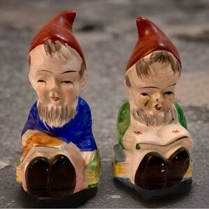 Vintage Gnome salt and pepper shakers Gnomes with books Reading Gnomes Elves